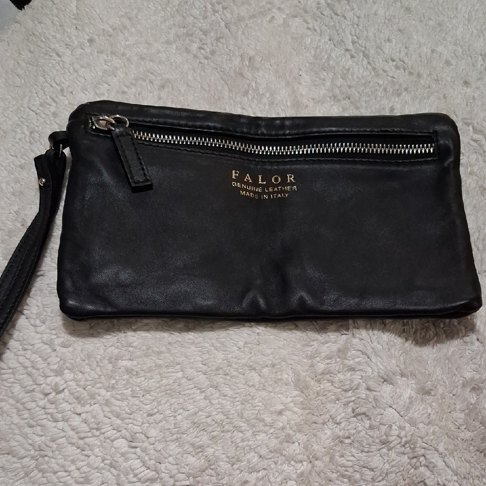 Falor Black Leather Women's Clutch
